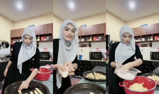 mekbie93 TikTok Live — Aug 16, 2026, 3:29 PM