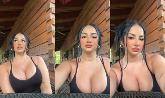 melanie_iacovelli TikTok Live — Jul 14, 2026, 9:45 PM
