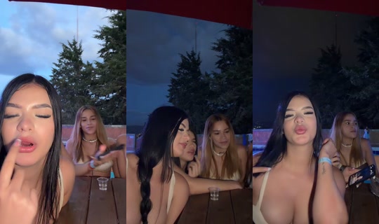 melaniemonsalve_ TikTok Live — Sep 12, 2026, 11:14 PM