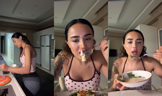melekazad849 TikTok Live — Sep 3, 2026, 9:10 PM