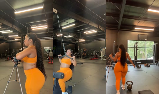 missbrialoren TikTok Live — Aug 6, 2026, 12:39 PM