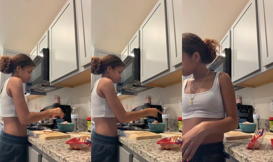 moe22fye TikTok Live — Aug 21, 2026, 11:22 PM