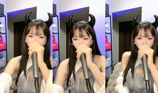 momokamomo11 TikTok Live — Sep 8, 2026, 3:37 PM