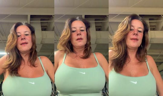 moms_gym_life TikTok Live — Jul 14, 2026, 8:58 PM