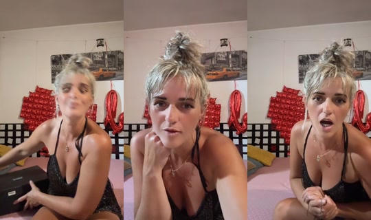 monia.deluxee TikTok Live — Jul 17, 2026, 7:44 PM