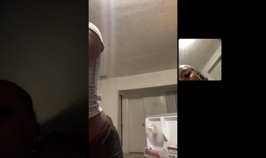 moreeofbubbles TikTok Live — Sep 18, 2026, 11:23 PM