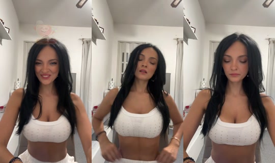 nela77896 TikTok Live — Jul 14, 2026, 9:09 PM