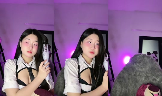nguyennhuy97205 TikTok Live — Sep 7, 2026, 2:02 PM