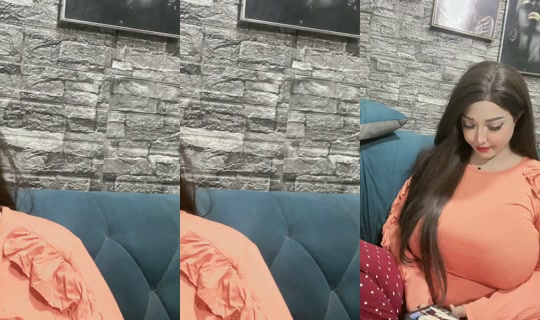 nrrrrr37 TikTok Live — Aug 29, 2026, 11:44 PM