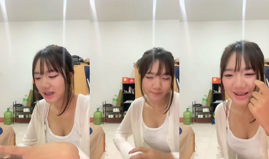 pawwaewrr TikTok Live — Aug 21, 2026, 3:44 PM