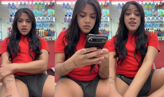 prettyypoison._ TikTok Live — Aug 28, 2026, 11:12 PM