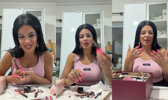 queenameliaboutique TikTok Live — Jul 11, 2026, 10:08 PM