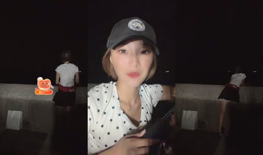rinarinariina__ TikTok Live — Aug 23, 2026, 10:59 AM