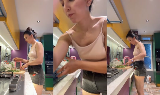 ripsigal_roz TikTok Live — Sep 14, 2026, 1:44 PM