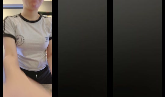 rong_07_ TikTok Live — Aug 3, 2026, 6:20 AM