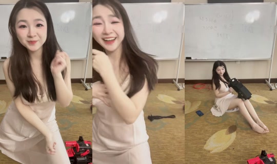 roxwhse44679 TikTok Live — Aug 5, 2026, 3:53 AM