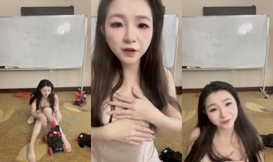 roxwhse44679 TikTok Live — Aug 6, 2026, 3:43 AM