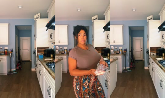 sandycheeksbaby78 TikTok Live — Aug 1, 2026, 4:39 PM