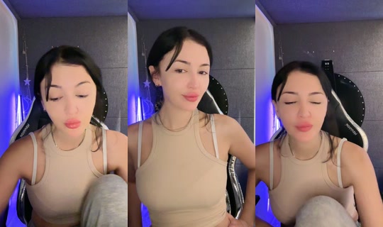 sinemzptttt TikTok Live — Aug 22, 2026, 8:06 AM