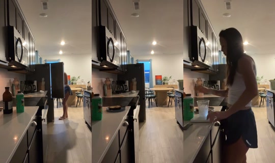 sinkgirl TikTok Live — Jul 14, 2026, 12:04 PM