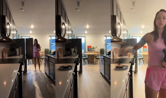 sinkgirl TikTok Live — Jul 15, 2026, 12:11 PM