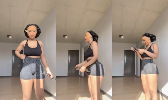 sinnee.ee TikTok Live — Aug 13, 2026, 12:25 PM