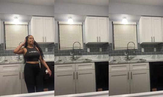 theeofficialtinyy TikTok Live — Jul 10, 2026, 2:32 AM