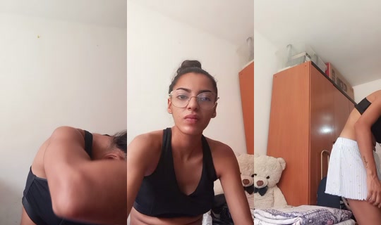 thumorenita9305 TikTok Live — Jul 15, 2026, 12:00 PM