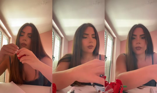 user21322212482838338g TikTok Live — Aug 1, 2026, 4:49 PM