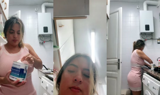 vivian.cord16 TikTok Live — Aug 17, 2026, 12:43 PM