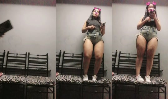 viviqhaba22 TikTok Live — Aug 21, 2026, 4:24 PM