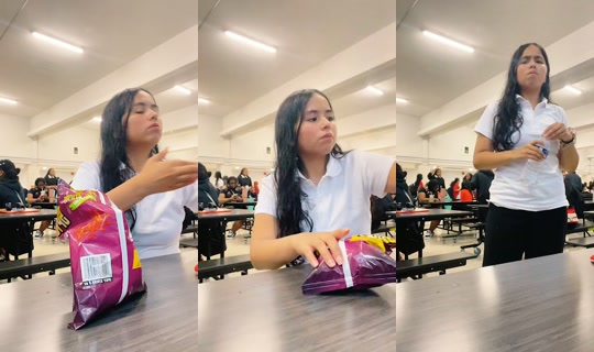 xequ02 TikTok Live — Aug 28, 2026, 11:49 AM