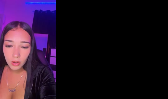 xo.yis TikTok Live — Aug 19, 2026, 10:48 PM