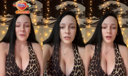 xx.kenziee TikTok Live — Jul 15, 2026, 4:17 PM