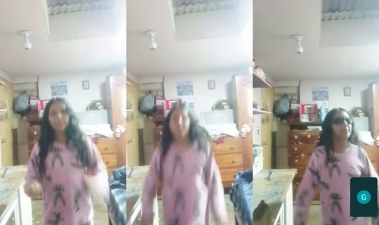 yiyi1.61 TikTok Live — Aug 27, 2026, 3:14 AM