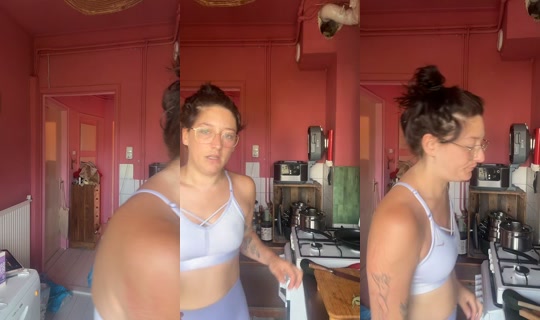 zoeeyglitter TikTok Live — Jul 12, 2026, 10:35 AM