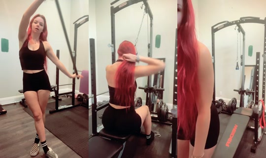 zombmxm TikTok Live — Aug 4, 2026, 11:23 AM